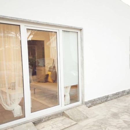 Small House With Private Park And Yard Terrugem Exterior photo